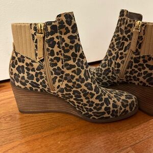 Toms Leopard Print Ankle Wedge Boots